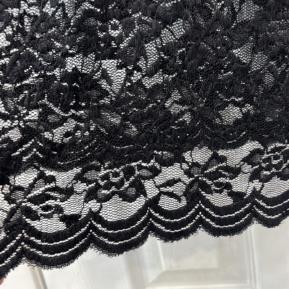 Sheer Top - Picture 3 of 3